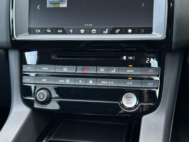 Ｆペイス Ｒ－スポーツ　ブラックパック　ＯＰ２２ｉｎＡＷ　３６０度カメラ　衝突軽減Ｂ　ＡＣＣ　ＬＫＡ　ＭＥＲＩＤＩＡＮ　半革　シートヒーター　Ｍ付ＰＷシート　ＰＷテールゲート　ナビ　１２セグ　ＢＴ　ＬＥＤ　ドラレコ　ＥＴＣ（41枚目）