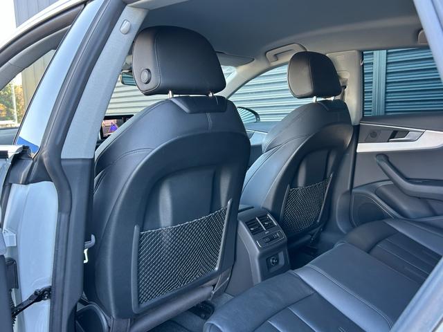 Ａ５スポーツバック ２．０ＴＦＳＩクワトロ　スポーツ　ラグジュアリーＰＫＧ　黒革　シートヒーター　ＰＷシート　マトリクスＬＥＤ　バーチャルＣＰ　ＰＷトランク　アウディプレセンス　ＡＣＣ　レーンアシスト　Ｂカメラ　パーキングエイド　ナビ　ＴＶ　ＢＴ　禁煙車（13枚目）