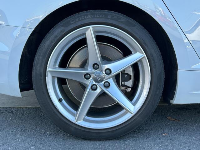 Ａ５スポーツバック ２．０ＴＦＳＩクワトロ　スポーツ　ラグジュアリーＰＫＧ　黒革　シートヒーター　ＰＷシート　マトリクスＬＥＤ　バーチャルＣＰ　ＰＷトランク　アウディプレセンス　ＡＣＣ　レーンアシスト　Ｂカメラ　パーキングエイド　ナビ　ＴＶ　ＢＴ　禁煙車（68枚目）