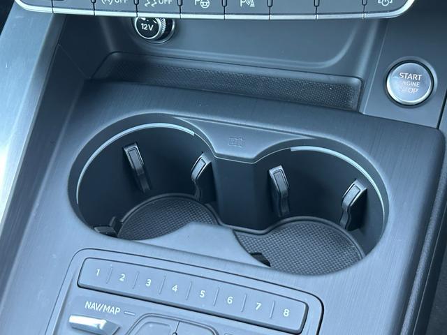 A4アバント 2.0TFSIクワトロスポーツ Sラインパッケージ アシスタンスPKG ACC レーンアシスト 360°カメラ マトリクスLED 半革 シートヒーター パワーシート パワーテールゲート 純正ナビ 12セグ BT ETC 前後ドラレコ(43枚目)