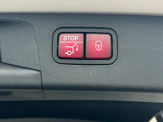 �S���[�ԉ\�ł��B�[�ԕ��@�y�є�p�ɂ��܂��ẮA���C�y�ɃR�[�f�B�l�[�^�[�܂ł����k���������B�����̂��[�Ԃ̍ۂ���X����������T�|�[�g�����Ē����܂��B���C�y�ɃX�^�b�t�܂ł����k�������B