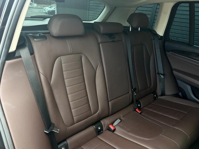 Ｘ３ ｘＤｒｉｖｅ　２０ｄ　Ｘライン　ハイラインパッケージ　ワンオーナー　ＨＵＤ　ＯＰ１９ｉｎＡＷ　茶革　全席Ｓヒーター　Ｍ付ＰＷシート　ＰＷテールゲート　ドライビングアシストプラス　ＡＣＣ　ＬＤＷ　ＬＣＷ　ＣＴＷ　３６０°カメラ　アダプタＬＥＤ　ナビ　ＴＶ（9枚目）