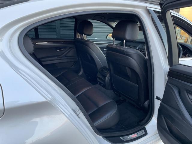 �w�^���E���ꓙ���Ȃ��A���ꂢ�ȏ�Ԃ�ۂ��Ă��܂��I�������������Ƃ����X�y�[�X������̂ŏ\���ɉ��K�ȃh���C�u�����҂ł��܂���