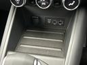 輸入車在庫を全国のLIBERALA店舗にて在庫展示しております。落ち着いた商談スペースにて、お気に入りの1台をごゆっくりお選び下さい。