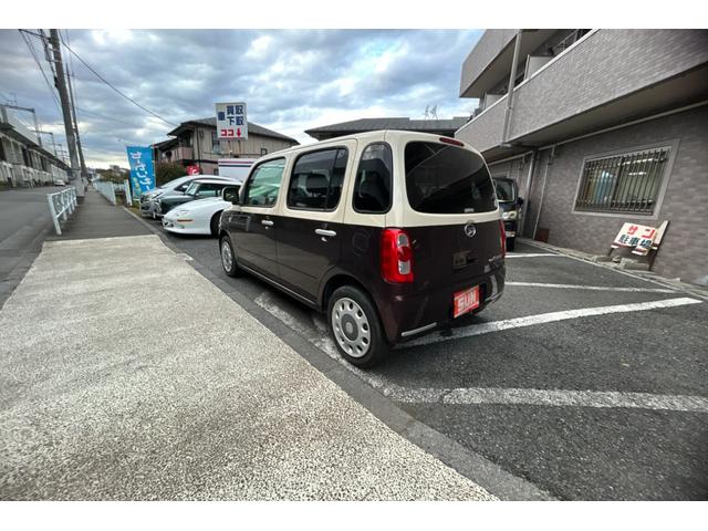 ミラココア ココアX ビートルクリームツートン キーレス ベンチシート エアバック エアコン パワステ パワーウィンドー 盗難防止システム 衝突安全ボディ ABS フォグライト 電動格納ミラー 取扱説明書 記録簿 保証書(7枚目)