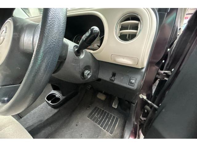 ミラココア ココアX ビートルクリームツートン キーレス ベンチシート エアバック エアコン パワステ パワーウィンドー 盗難防止システム 衝突安全ボディ ABS フォグライト 電動格納ミラー 取扱説明書 記録簿 保証書(11枚目)