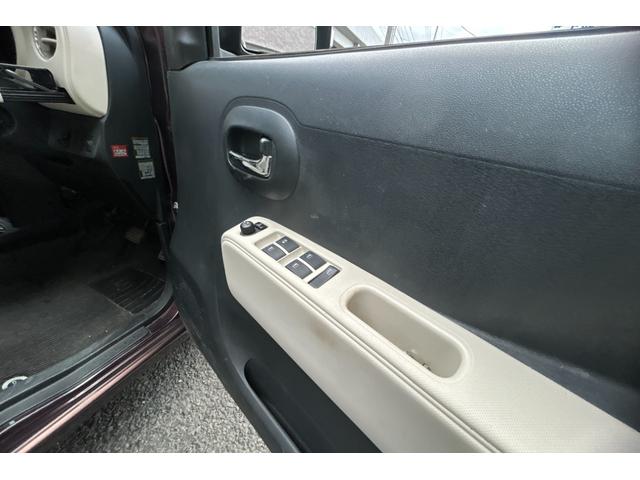 ミラココア ココアX ビートルクリームツートン キーレス ベンチシート エアバック エアコン パワステ パワーウィンドー 盗難防止システム 衝突安全ボディ ABS フォグライト 電動格納ミラー 取扱説明書 記録簿 保証書(14枚目)