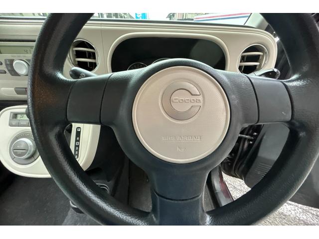 ミラココア ココアX ビートルクリームツートン キーレス ベンチシート エアバック エアコン パワステ パワーウィンドー 盗難防止システム 衝突安全ボディ ABS フォグライト 電動格納ミラー 取扱説明書 記録簿 保証書(20枚目)