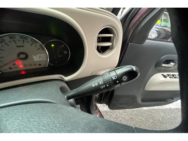 ミラココア ココアX ビートルクリームツートン キーレス ベンチシート エアバック エアコン パワステ パワーウィンドー 盗難防止システム 衝突安全ボディ ABS フォグライト 電動格納ミラー 取扱説明書 記録簿 保証書(21枚目)