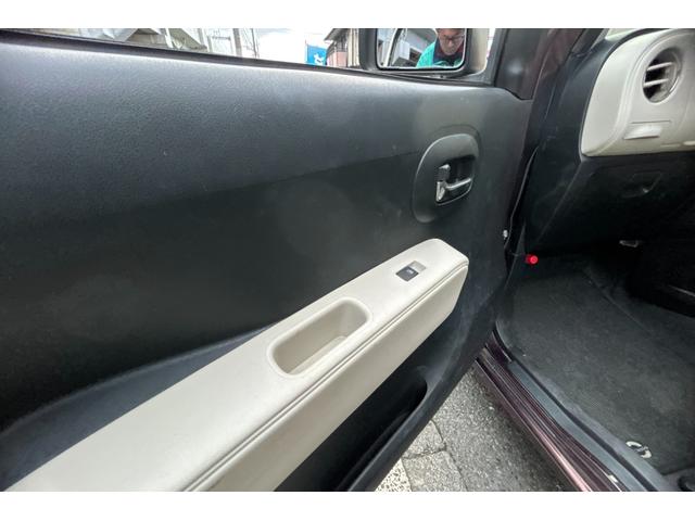 ミラココア ココアX ビートルクリームツートン キーレス ベンチシート エアバック エアコン パワステ パワーウィンドー 盗難防止システム 衝突安全ボディ ABS フォグライト 電動格納ミラー 取扱説明書 記録簿 保証書(52枚目)