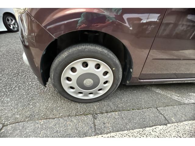 ミラココア ココアX ビートルクリームツートン キーレス ベンチシート エアバック エアコン パワステ パワーウィンドー 盗難防止システム 衝突安全ボディ ABS フォグライト 電動格納ミラー 取扱説明書 記録簿 保証書(70枚目)