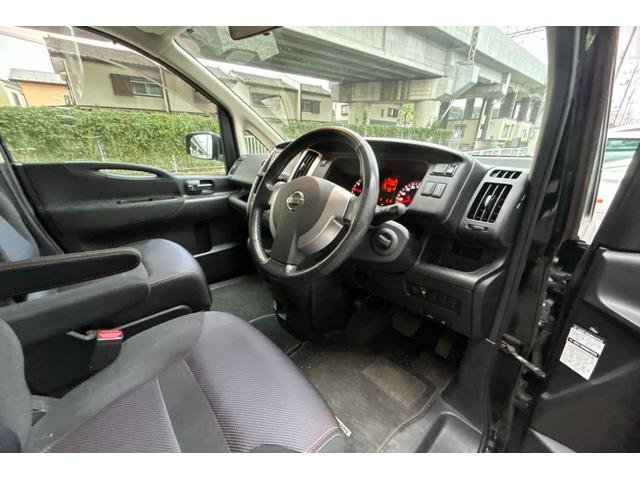 セレナ ハイウェイスター　Ｖセレクション　ＴＶナビ　スマートキースペア有　両側パワースライドドア　オートライト　フォグライト　電動格納ウィンカーミラー　アルミホイル　ウォークスルー　３列シート８人乗　記録簿　保証書　取扱説明書（10枚目）