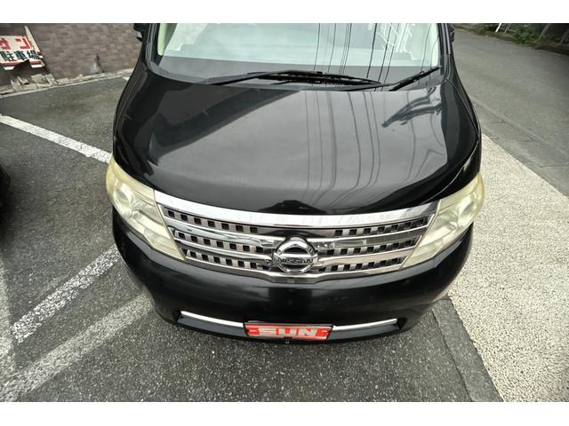 セレナ ハイウェイスター　Ｖセレクション　ＴＶナビ　スマートキースペア有　両側パワースライドドア　オートライト　フォグライト　電動格納ウィンカーミラー　アルミホイル　ウォークスルー　３列シート８人乗　記録簿　保証書　取扱説明書（60枚目）