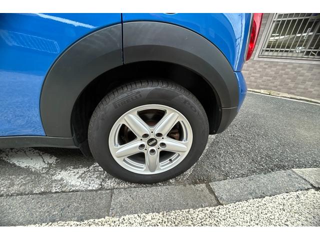 MINI クーパー クロスオーバー TVナビ キーレス ETC ブルーレザー調シート レザーステアリング フォグライト 電動格納ミラー アルミホイル 取扱説明書 記録簿 保証書(71枚目)