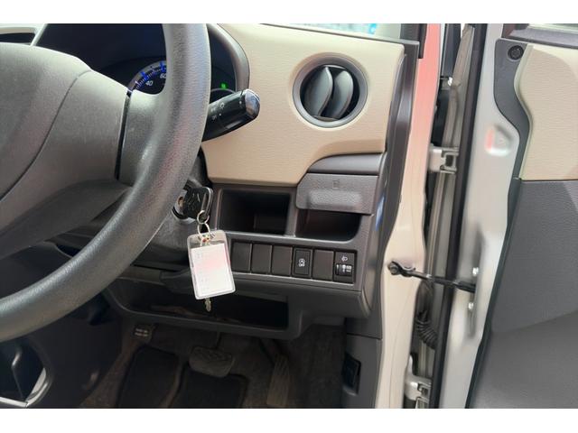 ワゴンＲ ＦＸ　キーレス　アイドリングストップ　ベンチシート　フルフラットシート　電動格納ミラー　盗難防止システム　衝突安全ボディ　取扱説明書（12枚目）