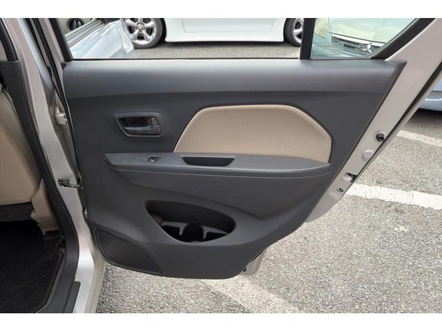 ワゴンＲ ＦＸ　キーレス　アイドリングストップ　ベンチシート　フルフラットシート　電動格納ミラー　盗難防止システム　衝突安全ボディ　取扱説明書（32枚目）