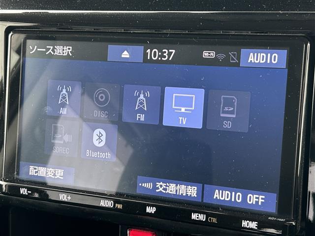 ルーミー カスタムＧ　両側電動ドア　衝突軽減　純正９型ナビＮＳＺＴ‐Ｙ６８Ｔ　バックカメラ　　ＬＥＤライト　オートクルーズコントロール　オートハイビーム　バックカメラ　スマートキー　シートヒーター　ブレーキホールド（5枚目）