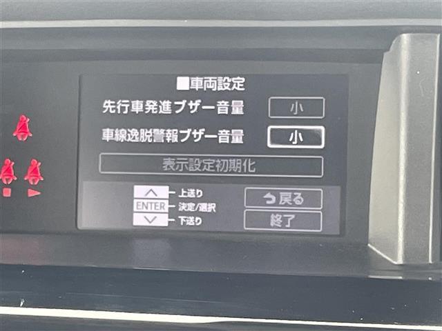 ルーミー カスタムＧ　スマートアシスト　純正ナビ（ＮＳＣＮ－Ｗ６８）　全周囲カメラ　両側パワースライドドア　クリアランスソナー　社外ＡＷ　ＬＥＤオートライト　オートハイビーム　フォグランプ　ワンセグＴＶ　Ｂｌｕｅｔｏｏｔｈ（10枚目）