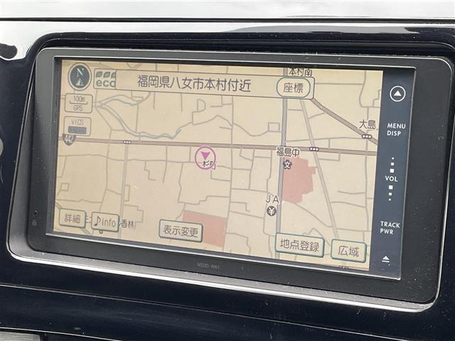 プリウス Sツーリングセレクション 純正ナビ(NSDD-W61) バックカメラ スマートキー プッシュスタート ビルトインETC オートライト フォグランプ ステアリングリモコン ワンセグ CD/DVD再生 純正17アルミ 電格ミラー(2枚目)