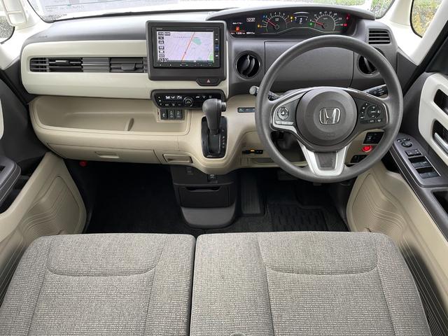 Ｎ－ＢＯＸ Ｇ・Ｌホンダセンシング　ホンダセンシング　純正ナビ（ＶＸＭ－１８４Ｃｉ）　バックカメラ　パワースライドドア　レーダークルーズコントロール　ＬＥＤオートライト　オートハイビーム　コーナーセンサー　アイドリングストップ　純正ＡＷ（3枚目）