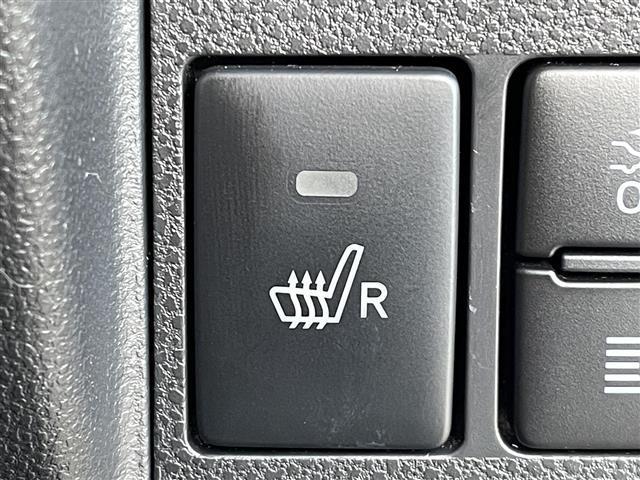 タント カスタムＸ　トップエディションＳＡＩＩＩ　スマートアシスト　社外ナビ（ＣＮ－ＲＡ０５ＷＤ）　バックカメラ　パワースライドドア　シートヒーター　ＬＥＤオートライト　オートハイビーム　フォグランプ　ＥＴＣ　フルセグＴＶ　ＣＤ／ＤＶＤ再生　純正ＡＷ（10枚目）