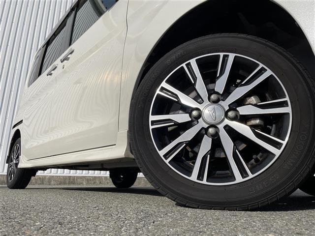 タント カスタムＸ　トップエディションＳＡＩＩＩ　スマートアシスト　社外ナビ（ＣＮ－ＲＡ０５ＷＤ）　バックカメラ　パワースライドドア　シートヒーター　ＬＥＤオートライト　オートハイビーム　フォグランプ　ＥＴＣ　フルセグＴＶ　ＣＤ／ＤＶＤ再生　純正ＡＷ（17枚目）