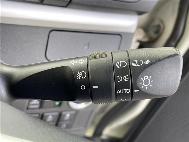 タント カスタムＸ　トップエディションＳＡＩＩＩ　スマートアシスト　社外ナビ（ＣＮ－ＲＡ０５ＷＤ）　バックカメラ　パワースライドドア　シートヒーター　ＬＥＤオートライト　オートハイビーム　フォグランプ　ＥＴＣ　フルセグＴＶ　ＣＤ／ＤＶＤ再生　純正ＡＷ（26枚目）