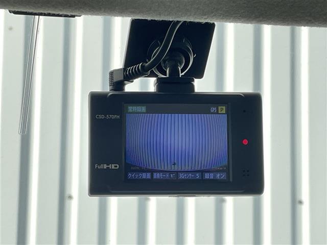 ムーヴキャンバス Ｇメイクアップ　ＳＡＩＩＩ　スマートアシスト　社外ナビ（ＭＤＶ－Ｄ５０５ＢＴ）　バックカメラ　両側パワースライドドア　ＬＥＤオートライト　オートハイビーム　ドライブレコーダー　フルセグ　ＣＤ／ＤＶＤ再生　ブルートゥース　ＥＴＣ（11枚目）