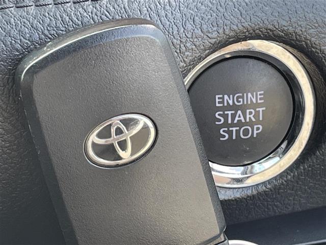 シエンタ Ｇ　クエロ　ワンオーナー　純ナビ　フルセグＴＶ　ＬＥＤヘッドライト／フォグ　全周囲カメラ　トヨタセーフティセンス　アイドリングストップ　ステアリングスイッチ　ＵＳＢ充電　電格ミラー　スマートキー／プッシュスタート（11枚目）