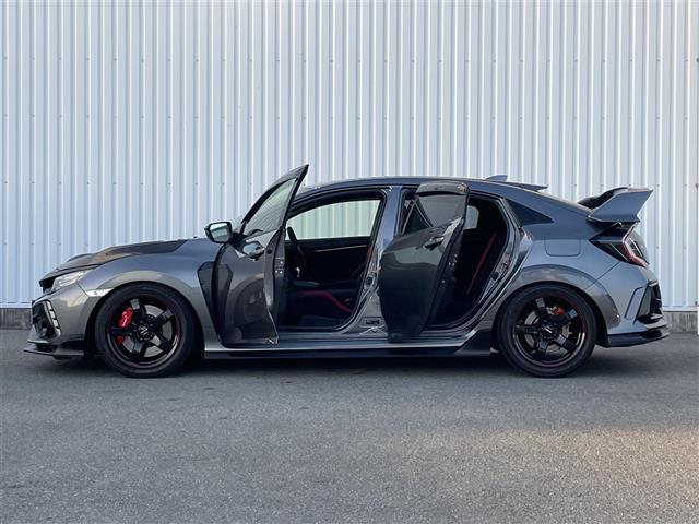 シビック タイプR 柿本マフラー BLITZ車高調 brembo製ブレーキキャリパー BLITZカーボンインテークシステム 社外18AW ACC ETC2.0 純正ナビ(VXM-195VFi) バックカメラ 衝突軽減(34枚目)