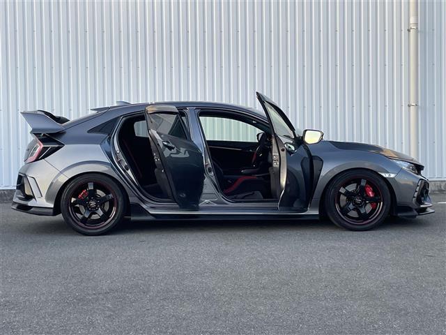 シビック タイプR 柿本マフラー BLITZ車高調 brembo製ブレーキキャリパー BLITZカーボンインテークシステム 社外18AW ACC ETC2.0 純正ナビ(VXM-195VFi) バックカメラ 衝突軽減(35枚目)