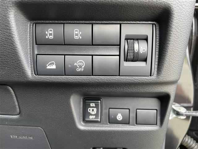 デリカミニ Ｇ　プレミアム　マイパイロット　全周囲カメラ　衝突軽減　デジタルインナーミラー　両側パワースライドドア　レーンアシスト　ハーフレザー　ステアリングヒーター　前席シートヒーター　ＬＥＤオートライト　ルーフレール　ＤＡＣ（8枚目）