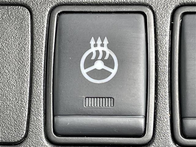 セレナ e-パワー ハイウェイスターG プロパイロット フリップダウンモニター 純正10インチナビ(MM520D-L) 全周囲カメラ デジタルインナーミラー 衝突軽減 BSW 両側パワースライドドア ステアリングヒーター 前席シートヒーター(23枚目)