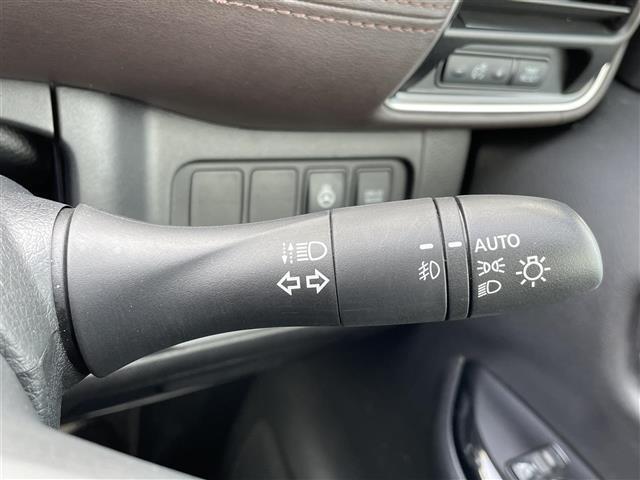 セレナ e-パワー ハイウェイスターG プロパイロット フリップダウンモニター 純正10インチナビ(MM520D-L) 全周囲カメラ デジタルインナーミラー 衝突軽減 BSW 両側パワースライドドア ステアリングヒーター 前席シートヒーター(25枚目)