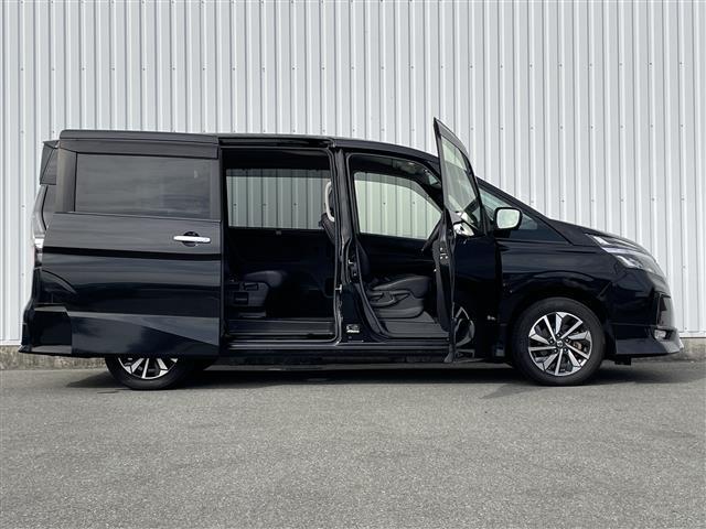 セレナ e-パワー ハイウェイスターG プロパイロット フリップダウンモニター 純正10インチナビ(MM520D-L) 全周囲カメラ デジタルインナーミラー 衝突軽減 BSW 両側パワースライドドア ステアリングヒーター 前席シートヒーター(41枚目)