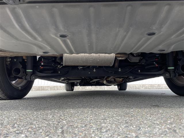 セレナ e-パワー ハイウェイスターG プロパイロット フリップダウンモニター 純正10インチナビ(MM520D-L) 全周囲カメラ デジタルインナーミラー 衝突軽減 BSW 両側パワースライドドア ステアリングヒーター 前席シートヒーター(42枚目)