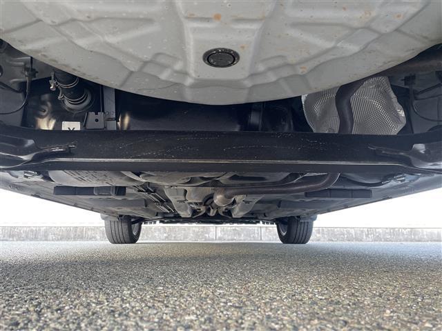 キックス X 純ナビ 全周囲カメラ ステアリングヒーター D/N席シートヒーター デジタルインナーミラー プロパイロット レーンキープアシスト 衝突軽減ブレーキ オートブレーキホールド LEDオートライト ETC(42枚目)