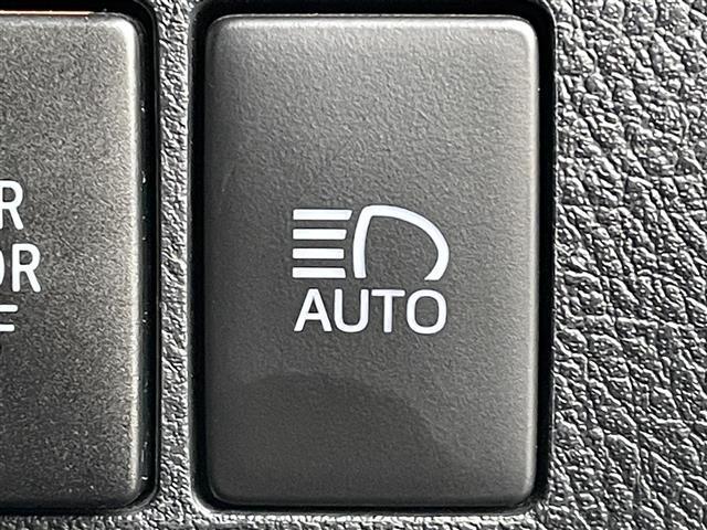 ヴェルファイア 2.5Z Gエディション フリップダウンモニター 純正10インチナビ(NSZN-Z68T) バックカメラ 黒革シート 衝突軽減 パワーバックドア 両側パワースライドドア ステアリングヒーター シートヒーター エアシート LTA(27枚目)