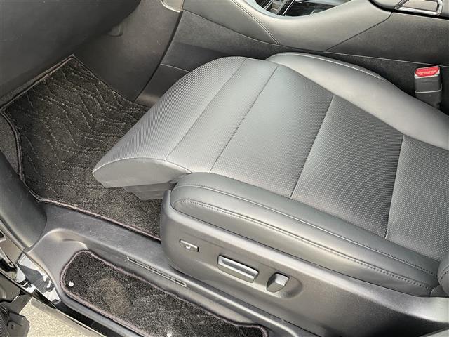 ヴェルファイア 2.5Z Gエディション フリップダウンモニター 純正10インチナビ(NSZN-Z68T) バックカメラ 黒革シート 衝突軽減 パワーバックドア 両側パワースライドドア ステアリングヒーター シートヒーター エアシート LTA(29枚目)