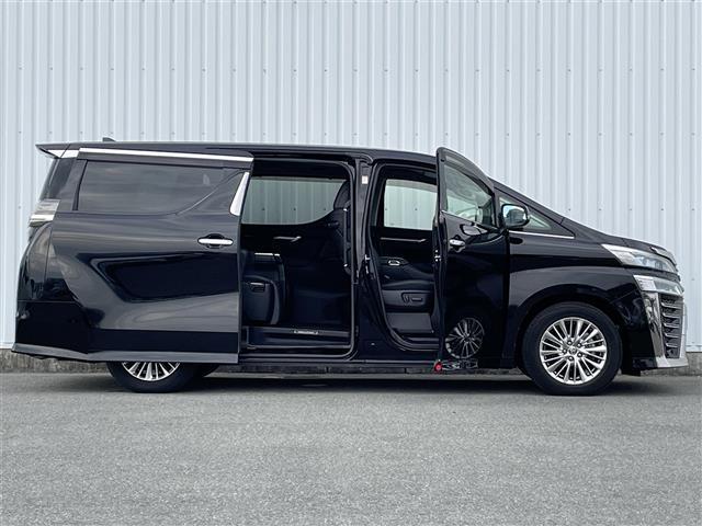 ヴェルファイア 2.5Z Gエディション フリップダウンモニター 純正10インチナビ(NSZN-Z68T) バックカメラ 黒革シート 衝突軽減 パワーバックドア 両側パワースライドドア ステアリングヒーター シートヒーター エアシート LTA(41枚目)