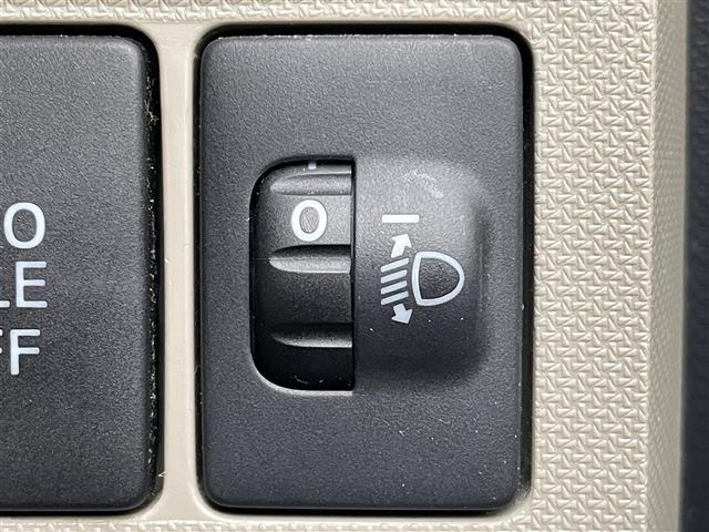 ムーヴ L ETC リモコンキー 電格ミラー Wエアバック ISOFIX ヘッドライトレベライザー エコアイドル パワーステアリング パワーウインドウ CD再生 横開きバックドア 前席アームレスト ベンチシート(9枚目)