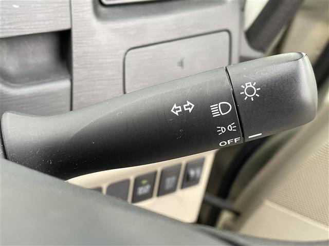 ムーヴ L ETC リモコンキー 電格ミラー Wエアバック ISOFIX ヘッドライトレベライザー エコアイドル パワーステアリング パワーウインドウ CD再生 横開きバックドア 前席アームレスト ベンチシート(23枚目)