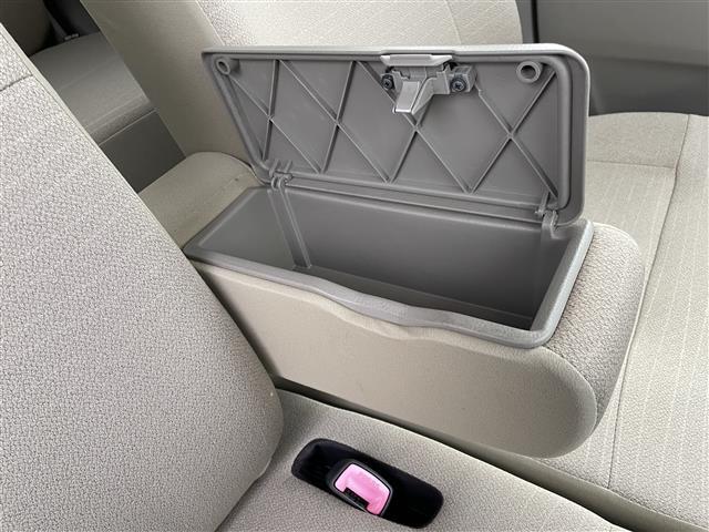 ムーヴ L ETC リモコンキー 電格ミラー Wエアバック ISOFIX ヘッドライトレベライザー エコアイドル パワーステアリング パワーウインドウ CD再生 横開きバックドア 前席アームレスト ベンチシート(26枚目)