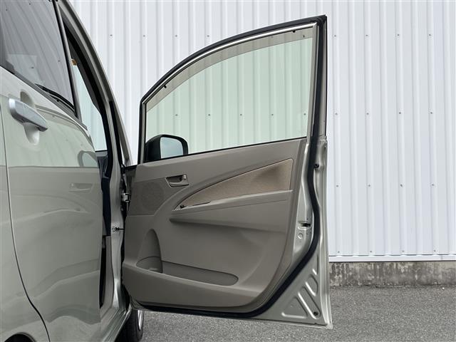 ムーヴ L ETC リモコンキー 電格ミラー Wエアバック ISOFIX ヘッドライトレベライザー エコアイドル パワーステアリング パワーウインドウ CD再生 横開きバックドア 前席アームレスト ベンチシート(31枚目)