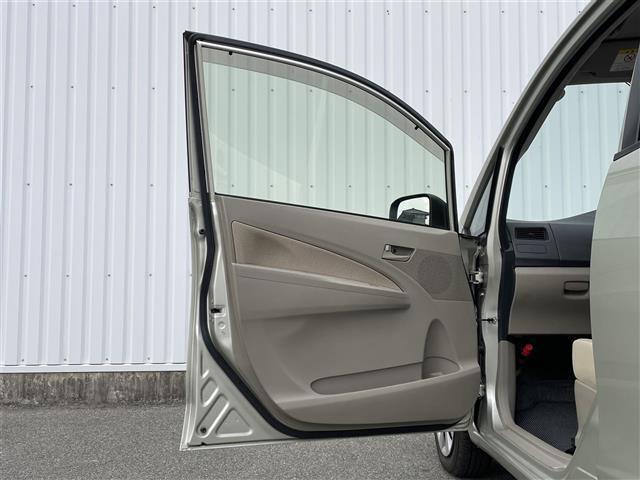 ムーヴ L ETC リモコンキー 電格ミラー Wエアバック ISOFIX ヘッドライトレベライザー エコアイドル パワーステアリング パワーウインドウ CD再生 横開きバックドア 前席アームレスト ベンチシート(32枚目)