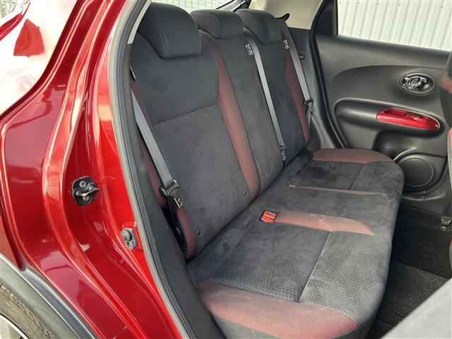 ジューク １５ＲＸ　タイプＶ　ワンオーナー　社外ナビ（ＡＶＩＣ－ＺＨ０９９９）　フルセグＴＶ　Ｂｌｕｅｔｏｏｔｈ　プッシュスマートキー　プッシュスタート　電格ミラー　ＥＴＣ　オートライト　オートエアコン　ヘッドライトレベライザー（13枚目）