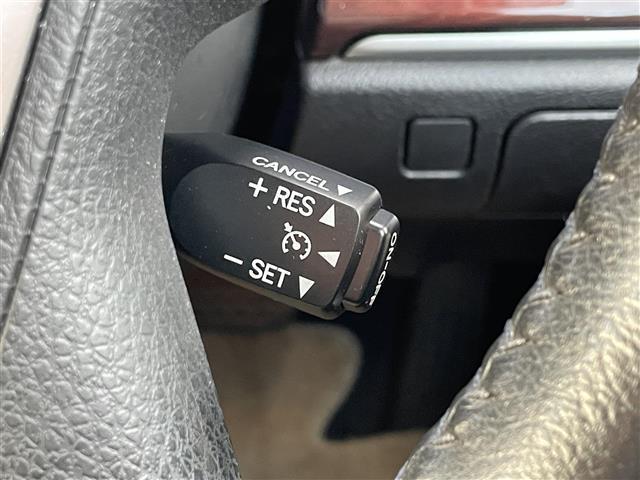 クラウン ロイヤルサルーン 純正マルチナビ バックカメラ クルーズコントロール フルセグTV CD/DVD再生 ブルートゥース パワーシート ETC HIDオートライト フォグランプ スマートキー プッシュスタート 純正16AW(7枚目)