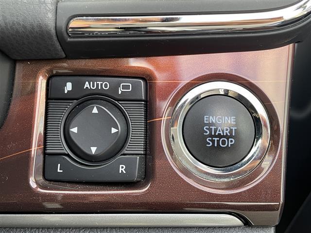 クラウン ロイヤルサルーン 純正マルチナビ バックカメラ クルーズコントロール フルセグTV CD/DVD再生 ブルートゥース パワーシート ETC HIDオートライト フォグランプ スマートキー プッシュスタート 純正16AW(12枚目)