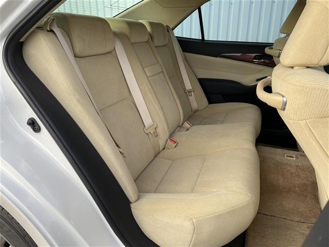 クラウン ロイヤルサルーン 純正マルチナビ バックカメラ クルーズコントロール フルセグTV CD/DVD再生 ブルートゥース パワーシート ETC HIDオートライト フォグランプ スマートキー プッシュスタート 純正16AW(15枚目)