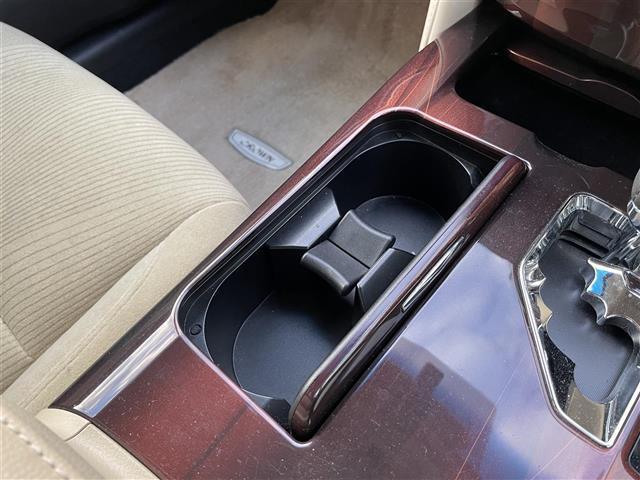 クラウン ロイヤルサルーン 純正マルチナビ バックカメラ クルーズコントロール フルセグTV CD/DVD再生 ブルートゥース パワーシート ETC HIDオートライト フォグランプ スマートキー プッシュスタート 純正16AW(29枚目)